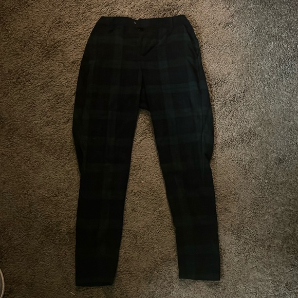 Hot topic, medium, plaid pattern with green and navy blue - Picture 1 of 3
